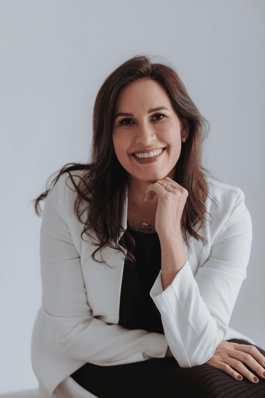 Dra. Thaís Erance de Oliveira